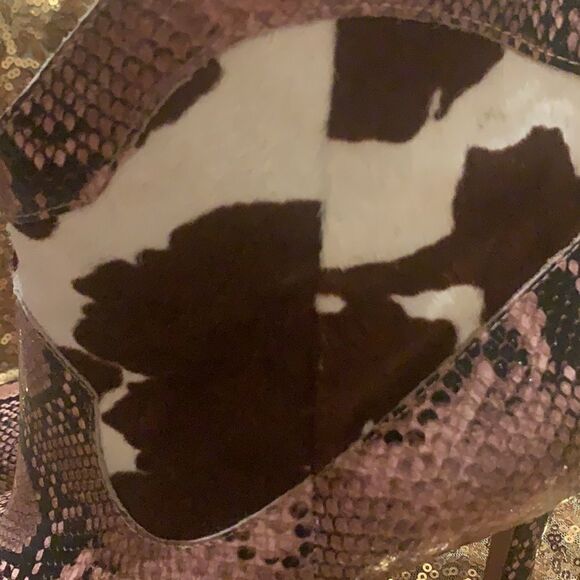 Gianni Bini Ezlee Snake Cow Print - Picture 9 of 13